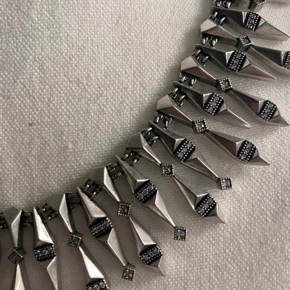 Kendra Scott Cici Statement Necklace - Picture 4 of 6